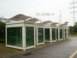 钢化玻璃岗亭
